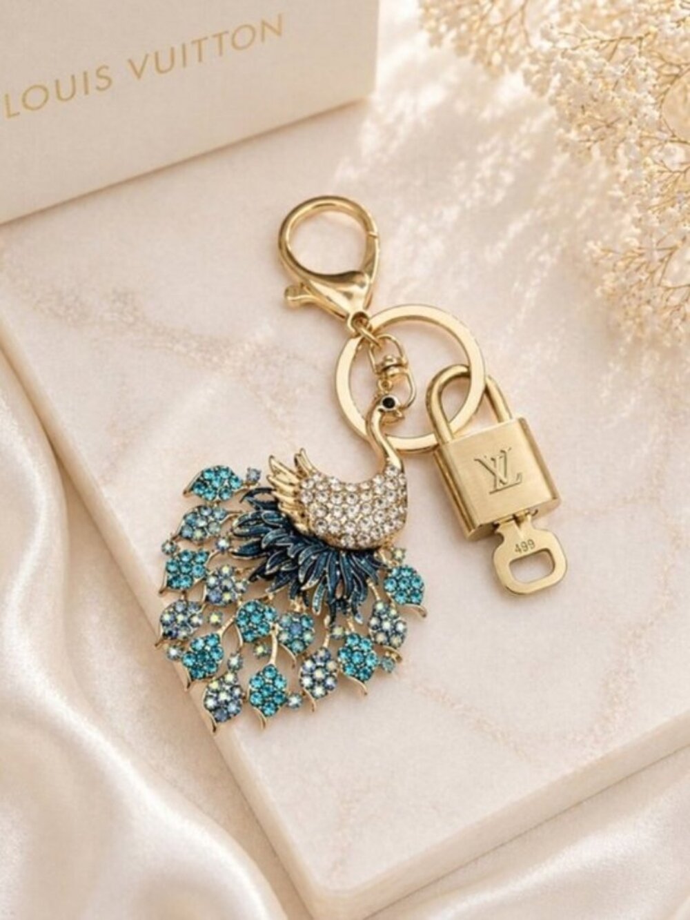 Authentic Louis Vuitton Goald Lock 🔒 Keychain Bag Unbranded Peacock Charm LV